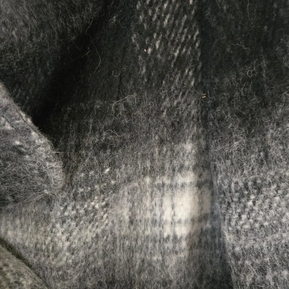 Victoria's Secret Gray Ombre Plaid Wool Blend Peacoat Pockets Warm Size 6